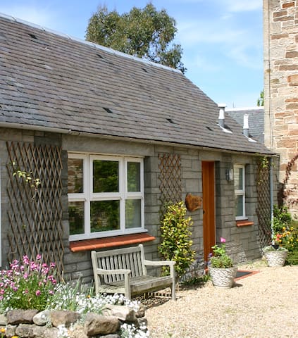 Airbnb Ayr Vacation Rentals Places To Stay Scotland