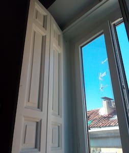 Comfortable room in Madrid downtown