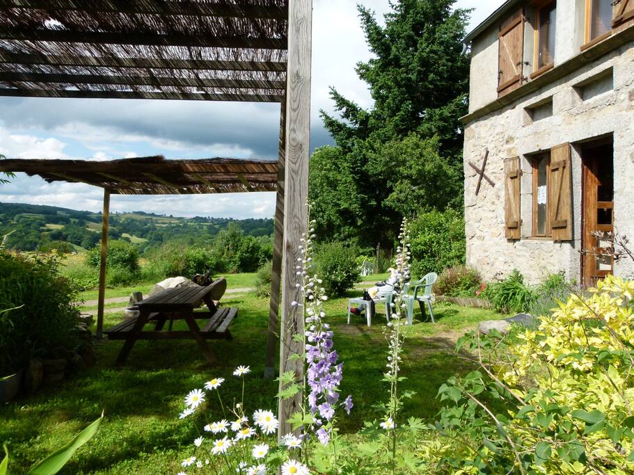 Espace extérieur au gîte