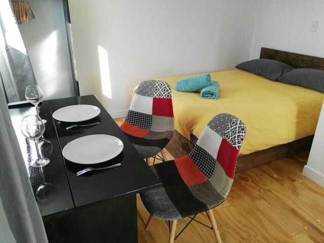 Comfy retreat Richmd Hght Private & BBQ available