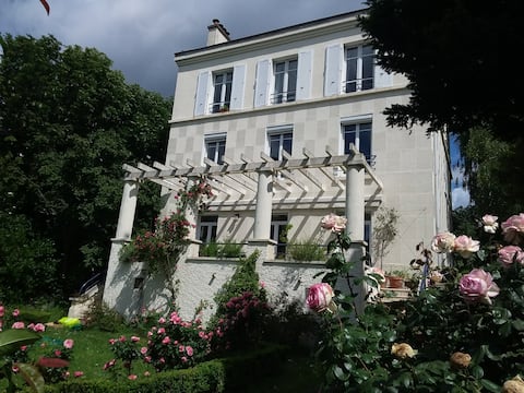 Beau duplex 5 pers-20 mns Paris Versailles
