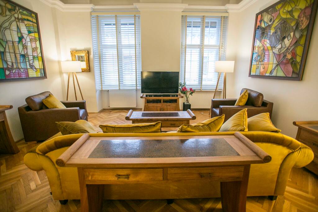 Spacious Lounge with dining table.