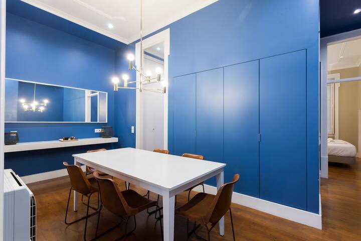 Baixa Vintage 3BR w/Elevator – by LU Holidays gallery image 5