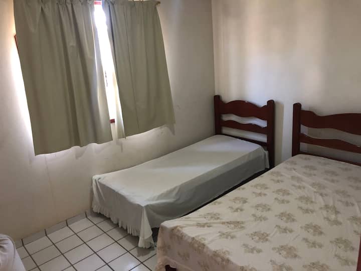 Spálňa 1 - manželská posteľ a jednolôžko