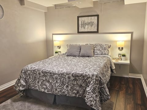 Successful Airbnb property: Entire basement , 1 B/R with 2 beds, 1 full bath in Whitby