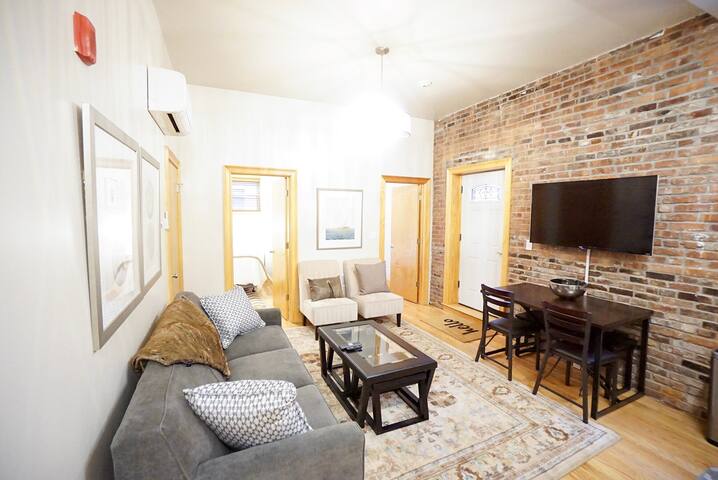 North End Efficient 3 BR | 1 BA in Little Italy gallery image 5