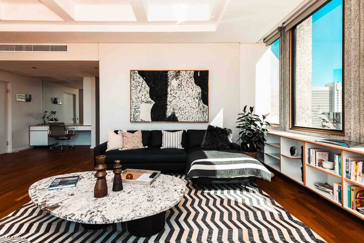 #1905 Cartwright- The Spitfire gallery image 2