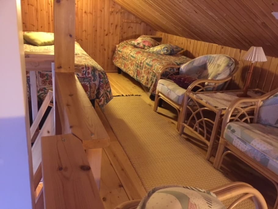 Parvi balcony 3 beds one double
