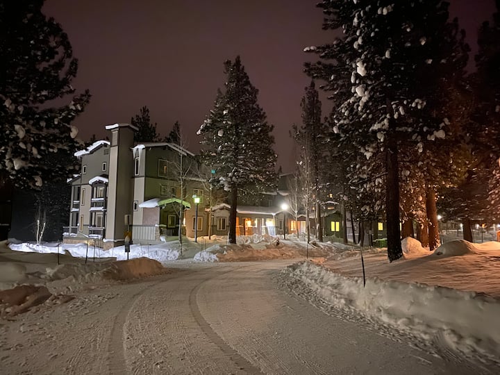 Mammoth Green At Sierra Star In Mammoth Lakes