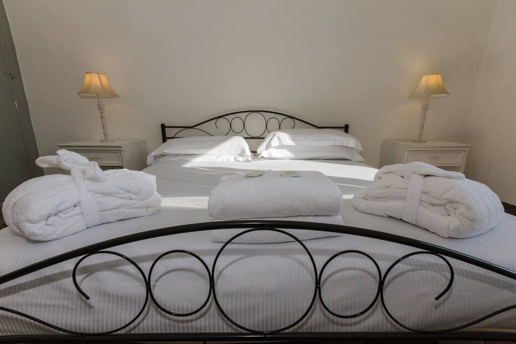 Comfortable double bed