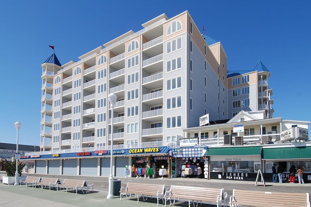 Oceanfront/Boardwalk front building