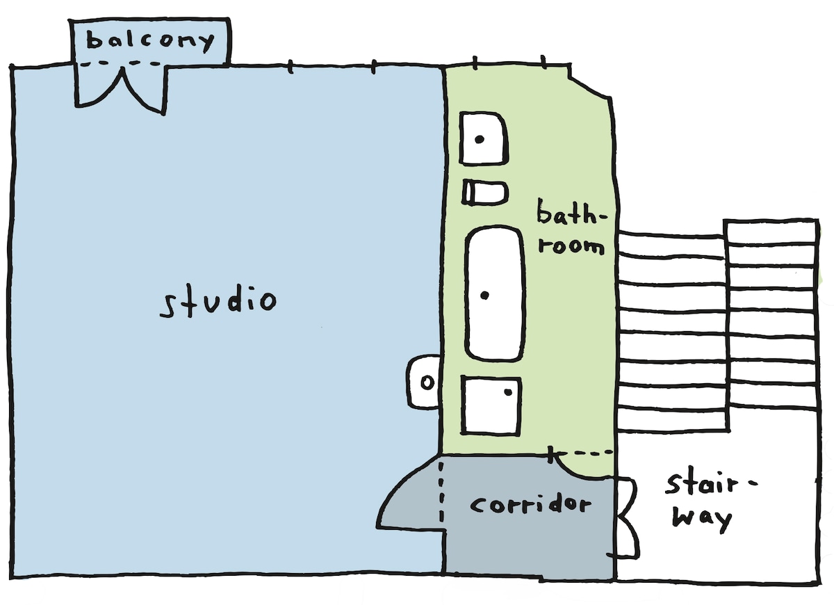 Popular Airbnb listing: studio spacious bright calm balcony in Prenzlauer Berg