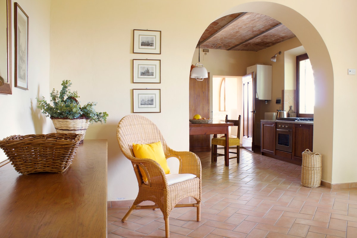Top Airbnb: Casa Colonica- near Florence, Siena, Arezzo in Bucine