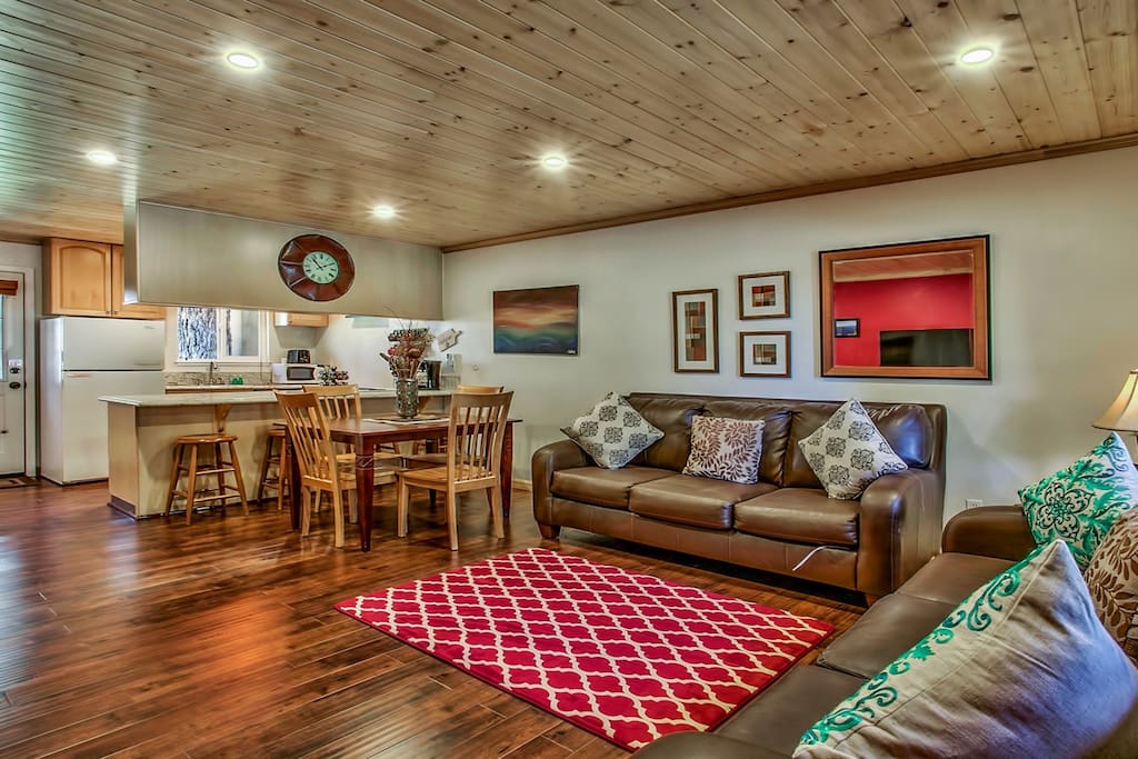 Living room (open plan style)