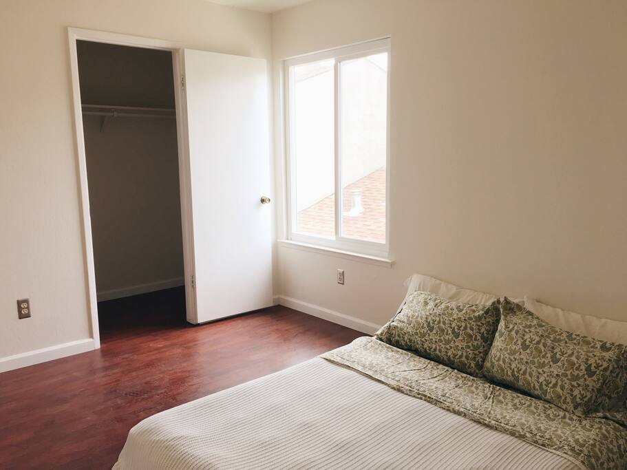 Second bedroom, upstairs