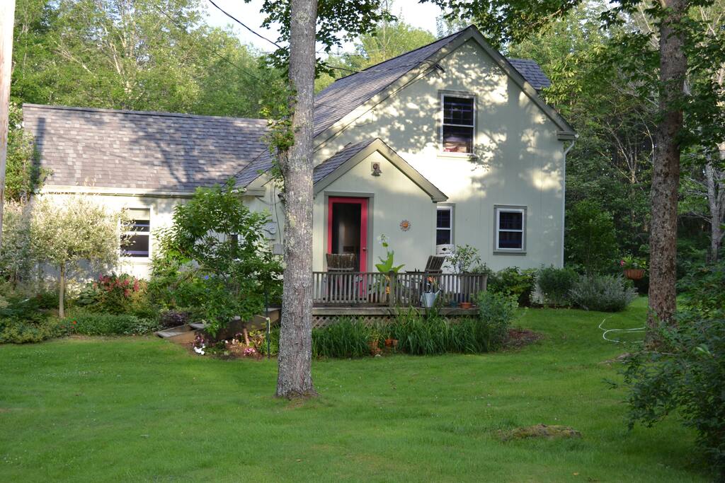 Maine Gem in Lincolnville Houses for Rent in Lincolnville, Maine