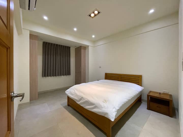 Zhongli District Vacation Rentals & Homes Taoyuan City, Taiwan Airbnb