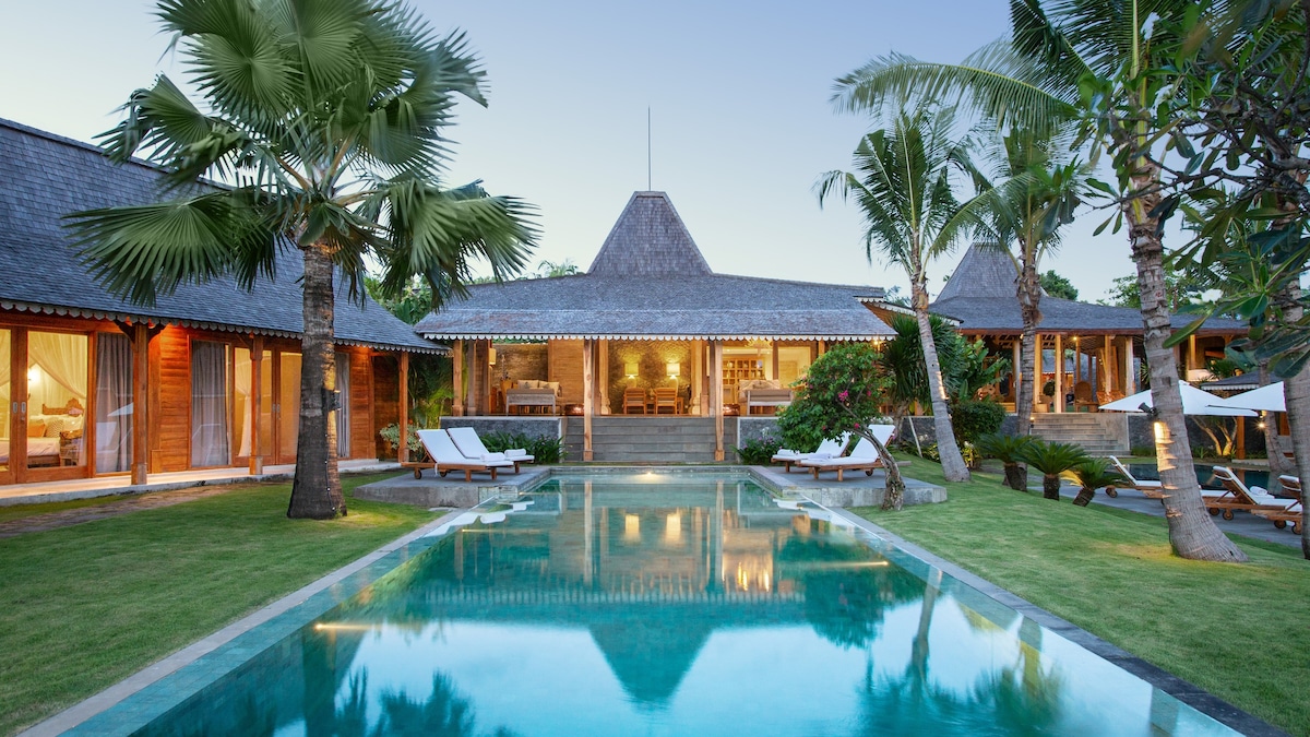 Bali Luxury Villas & Vacation Rentals | Airbnb Luxe | Luxury Retreats