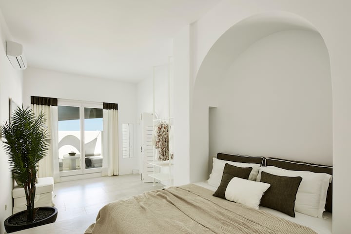 Le Blanc Resort - Nest (1st House) - 1st Master Bedroom