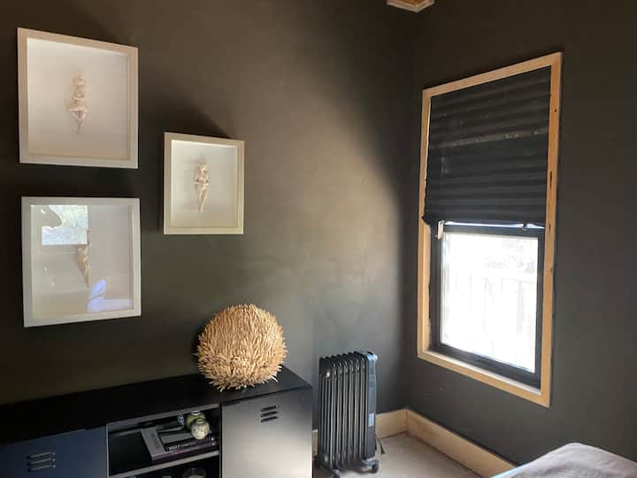 غرفة النوم 2