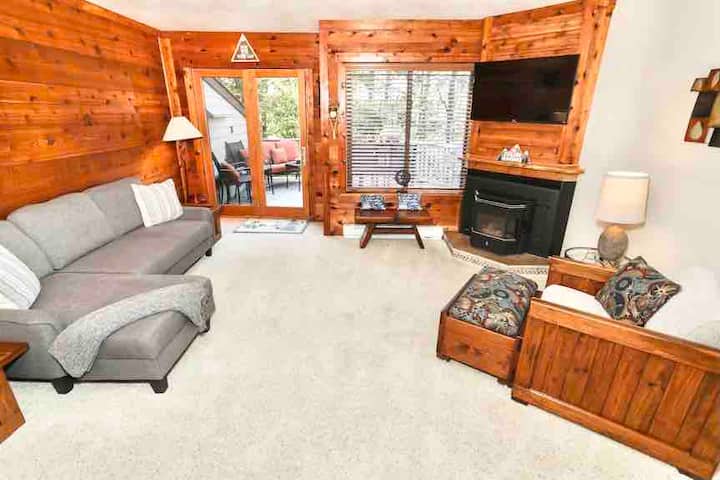Seven Springs * Swiss Mt. Golf&pool! *Free Shuttle - Seven Springs, PA