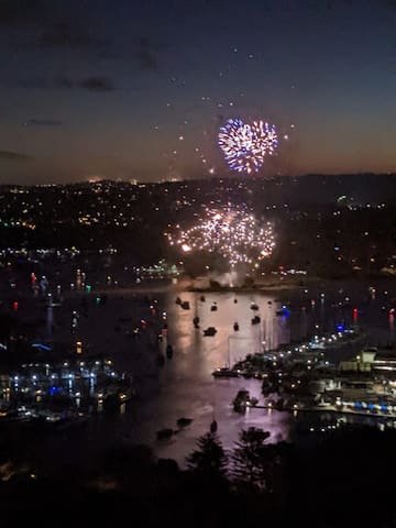 Newport Tree Top Oasis