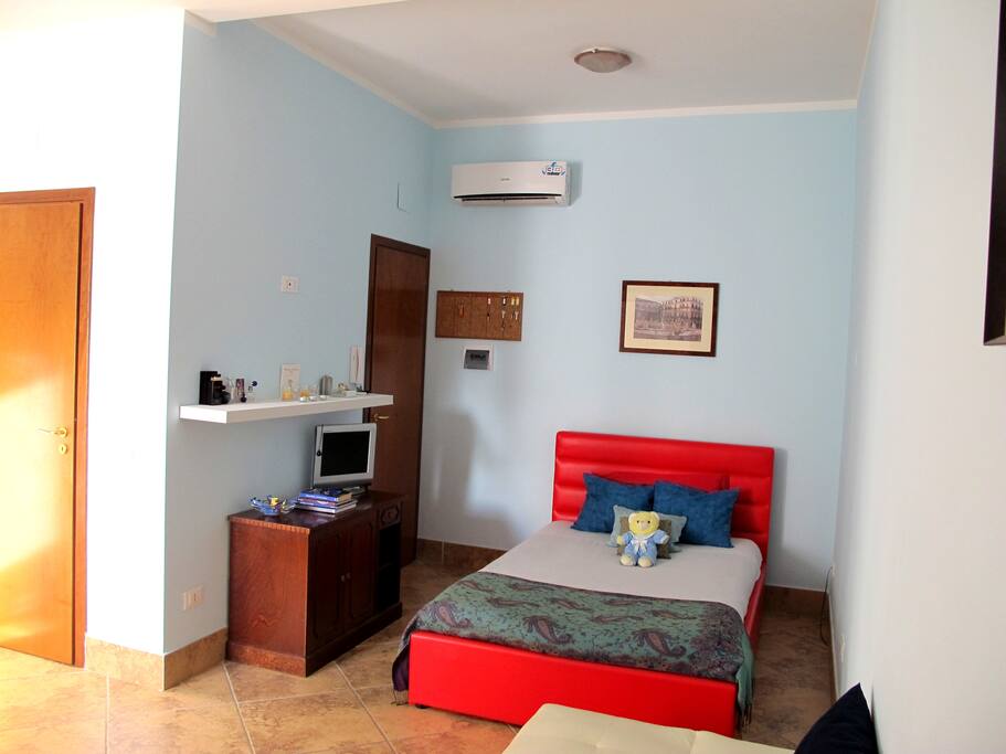 A view of the room.