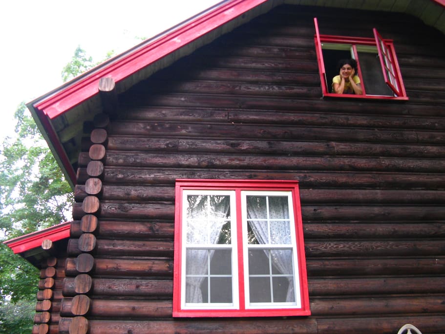 ADORABLE CATSKILL LOG HOME ON RIVER Cabins for Rent in Jeffersonville