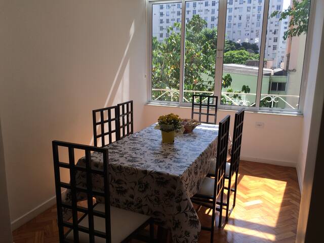 Between Copacabana and Ipanema gallery image 3