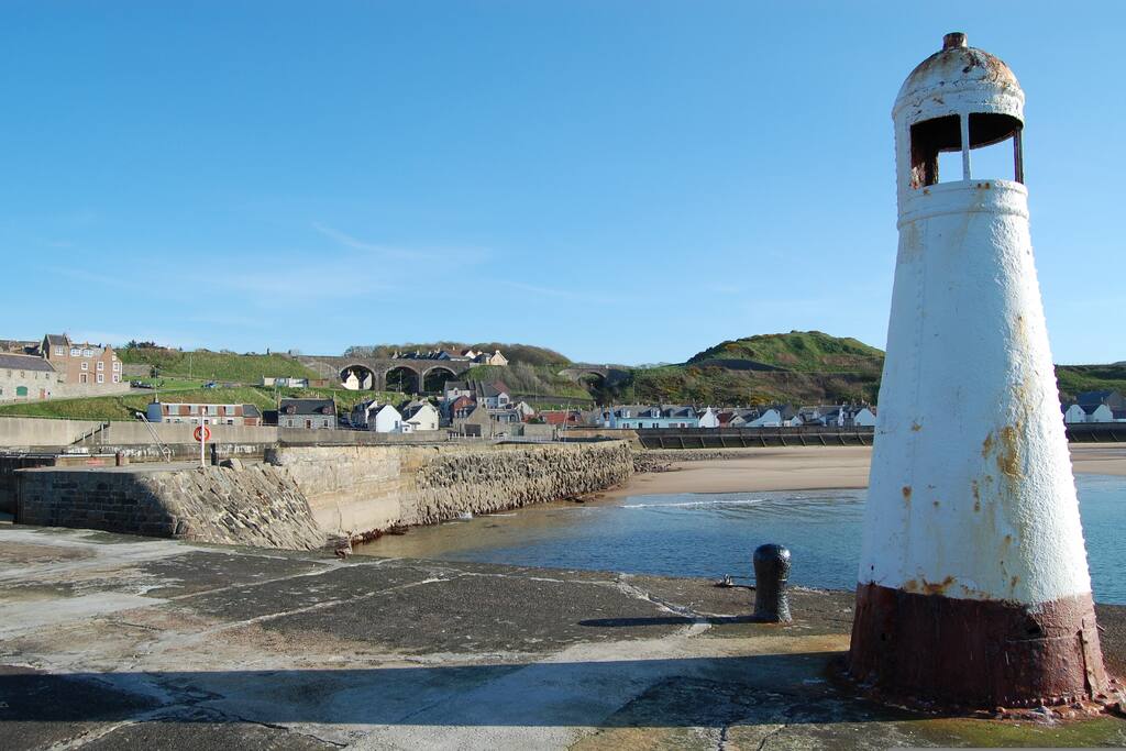SEASIDE VILLAGE, 4 BEDROOMS Houses for Rent in Cullen, United Kingdom