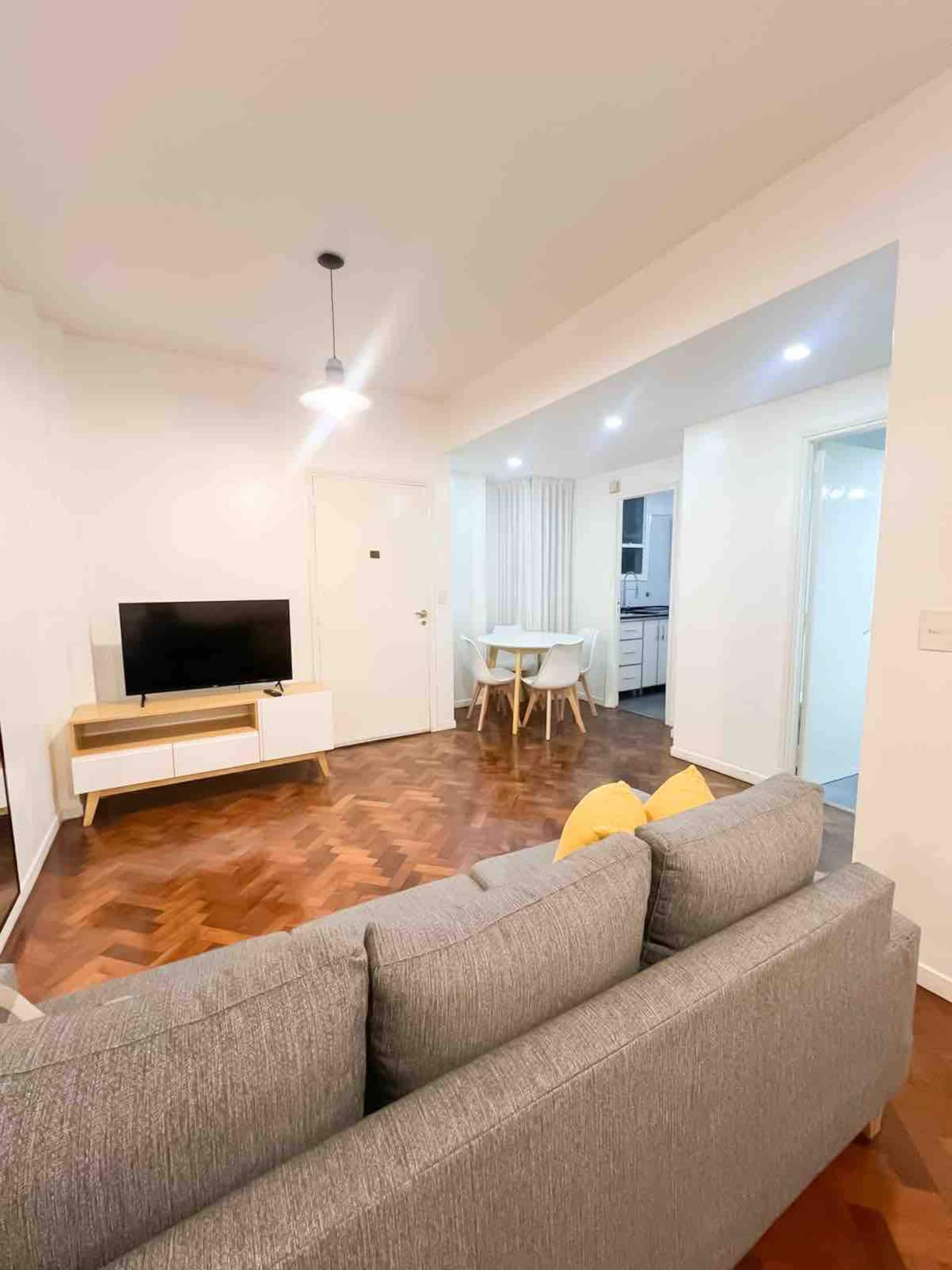 Apartment in Retiro near Teatro Colón