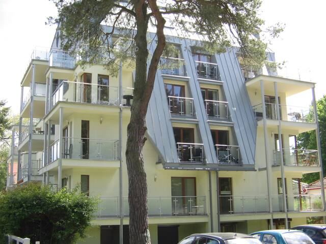 Comfortable apartment in the first row
