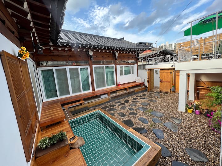 Sunshining Korea Traditional Hanok Andong