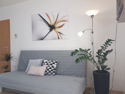 Apartment near Center - Cool Tettye Apartment