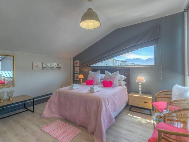 Crossfire@Home – 105 The Vynide gallery image 4