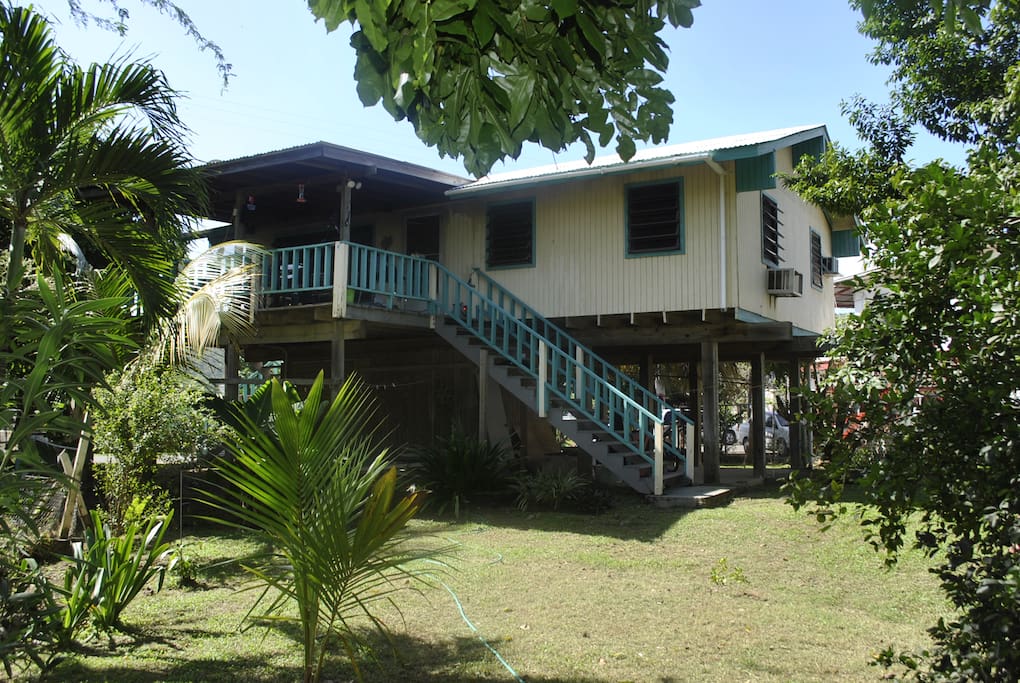 Casa Alta Spacious 2 BR with private balcony Houses for Rent in