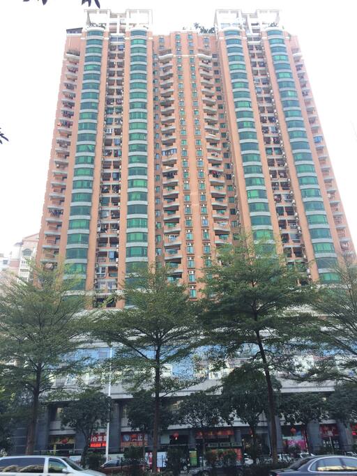 大厦外观 outview of the building