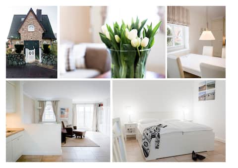 Sunny ground floor with terrace, beach chair, Wi-Fi 100 sqm