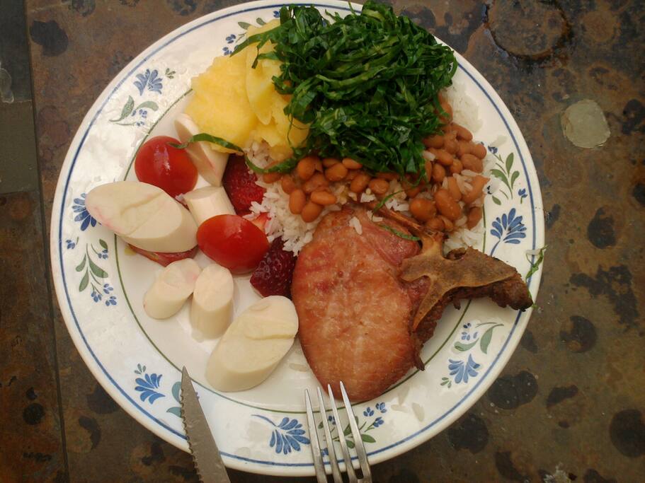 refeiçoes preparadas por mim que sou chefe de cozinha por profissão.