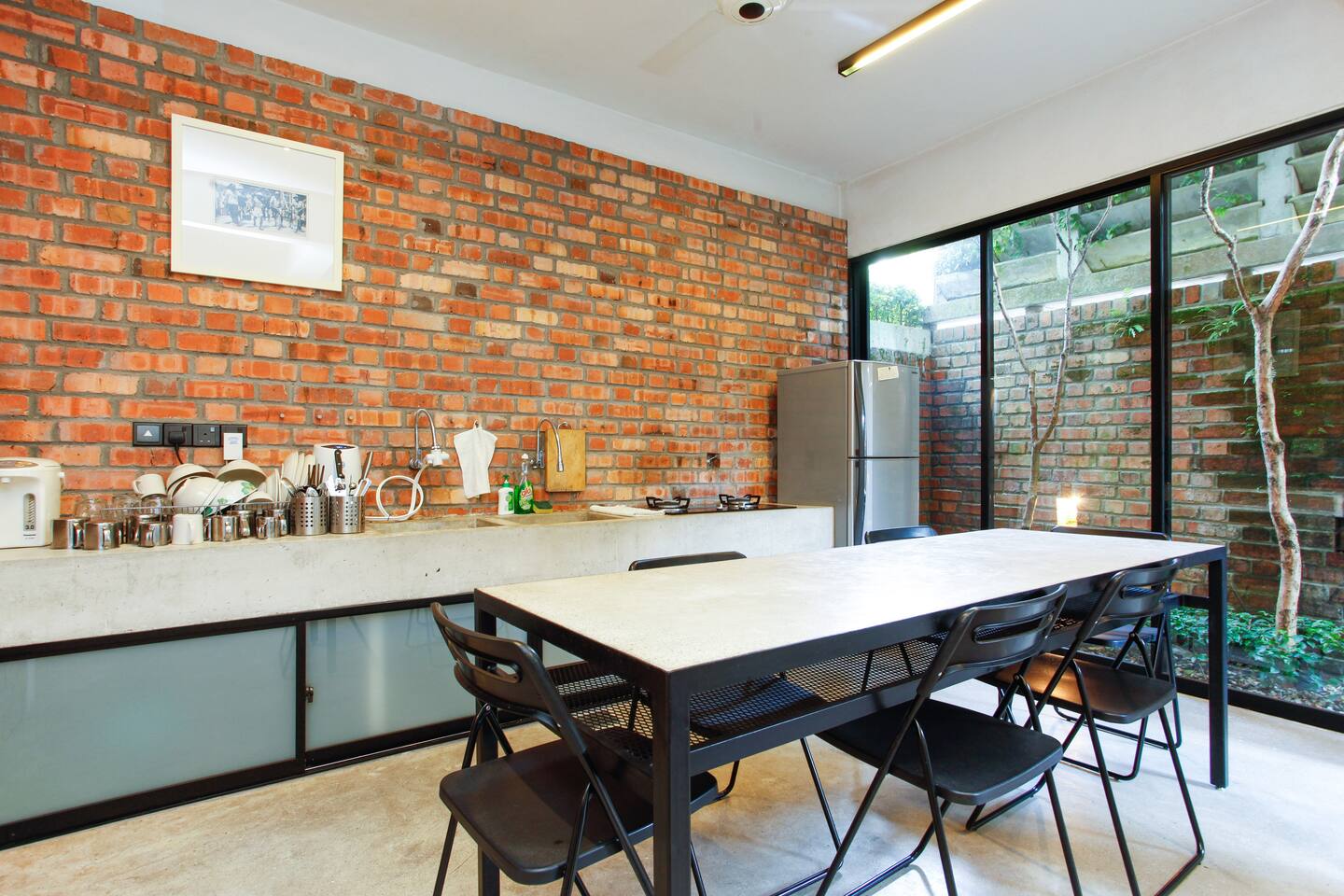 Kitchen facilities for light cooking