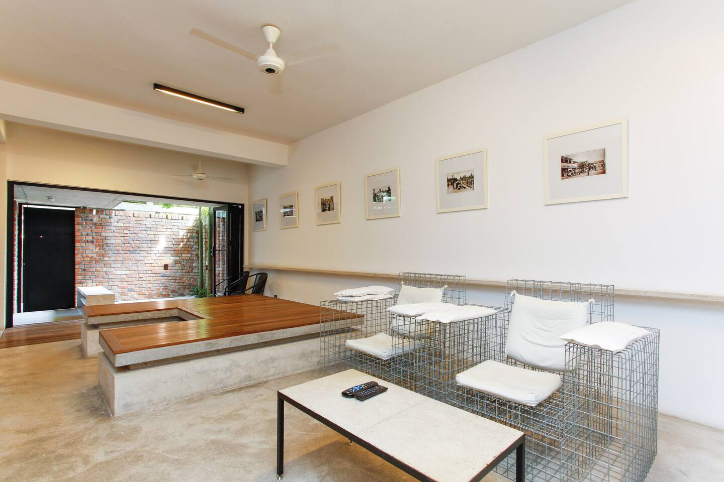5 B/R Brickhouse With Rooftop in KL