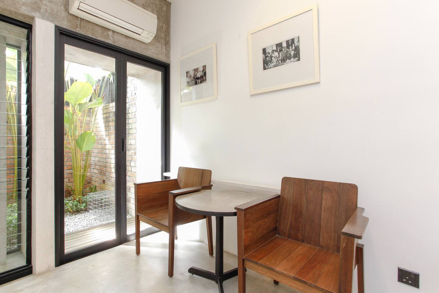 5 B/R Brickhouse With Rooftop in KL