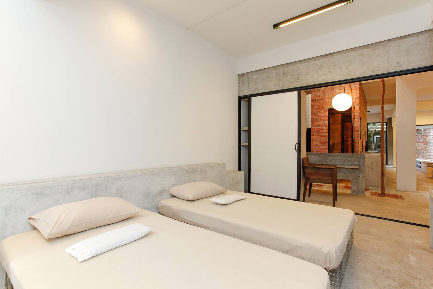 5 B/R Brickhouse With Rooftop in KL