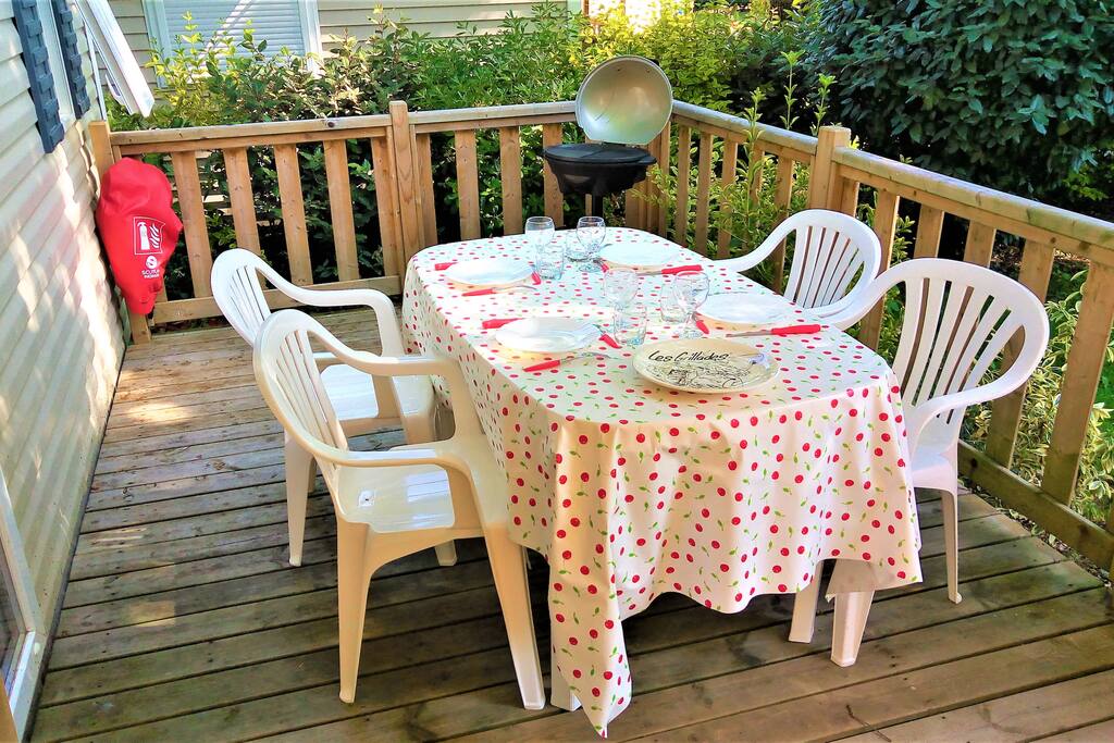 Terrasse semi-couverte