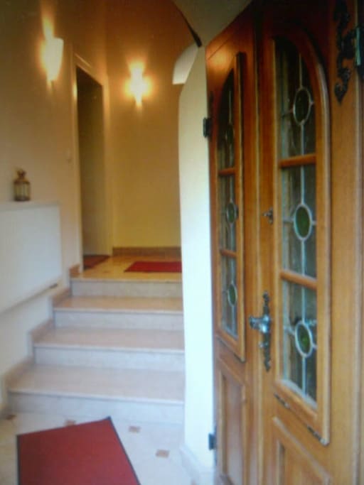 Front Hall Entrance