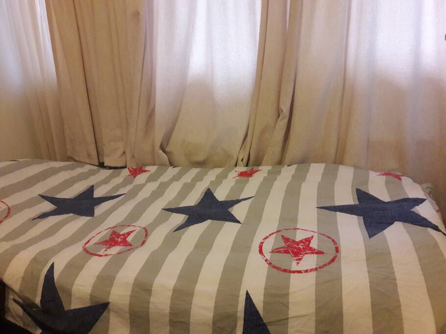 1-person bed