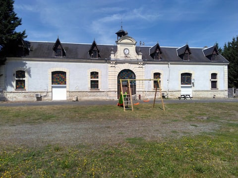 Le grand logis de mesnes