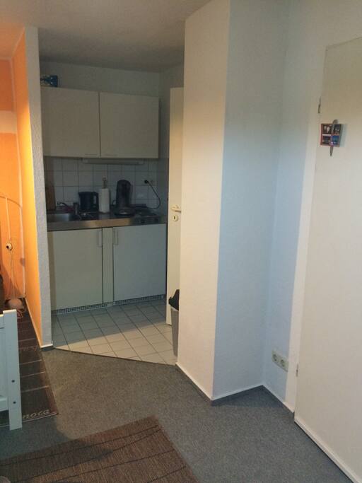 Die Wohnung ist klein aber fein .