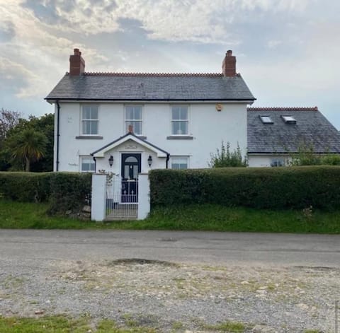 Beautiful Cottage with Spectacular Views