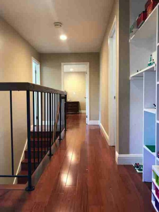 Private Room in family house-central San Jose